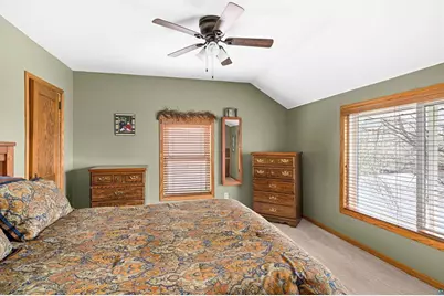 244 W Faribault Street, Duluth, MN 55803 - Photo 17