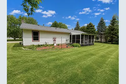 6286 Fairfax Trail, Warsaw, MN 55087 - Photo 3