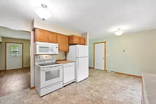 6286 Fairfax Trail, Warsaw, MN 55087 - Photo 13
