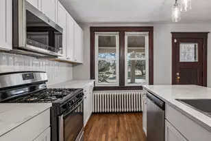 1529 Dale St N, Saint Paul, MN 55117 - Photo 7