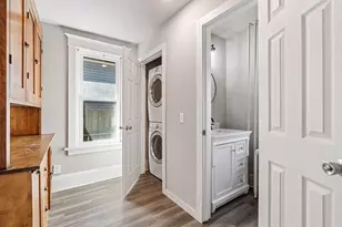 1529 Dale St N, Saint Paul, MN 55117 - Photo 11