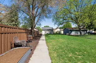 4306 Zane Ave N, Crystal, MN 55422 - Photo 37