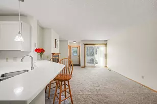 12862 Echo Ln, Apple Valley, MN 55124 - Photo 11