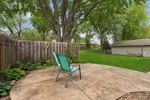 2949 Aquila Ave N, Crystal, MN 55427 - Photo 27