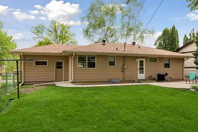 2949 Aquila Avenue N, Crystal, MN 55427 - Photo 31