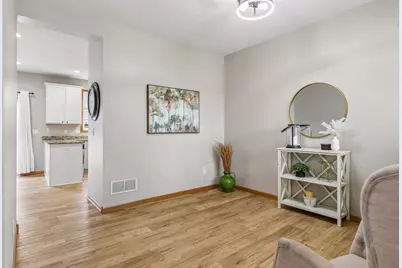 715 Lake Ridge Drive, Woodbury, MN 55129 - Photo 11