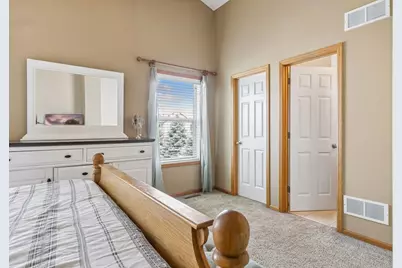 715 Lake Ridge Drive, Woodbury, MN 55129 - Photo 15