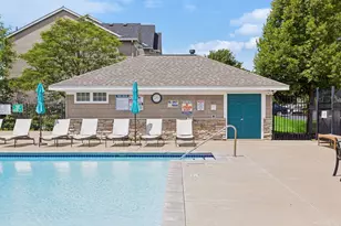 715 Lake Ridge Dr, Woodbury, MN 55129 - Photo 33