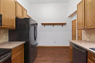 14748 Oak Run Lane, Burnsville, MN 55306 - Photo 7