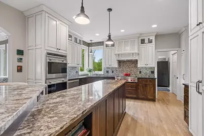 8445 Upland Lane N, Maple Grove, MN 55311 - Photo 5