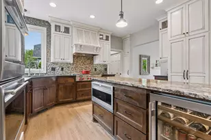 8445 Upland Ln N, Maple Grove, MN 55311 - Photo 9