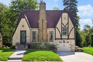 798 Pascal St N, Saint Paul, MN 55104 - Photo 1