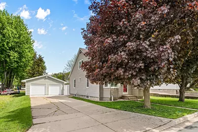 209 4th Street SW, New Prague, MN 56071 - Photo 1