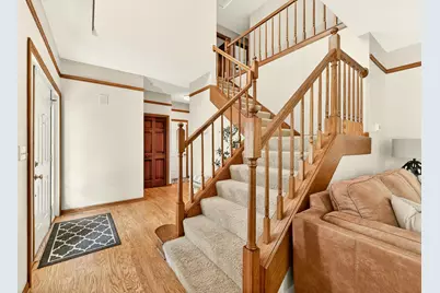 1915 Folwell Drive SW, Rochester, MN 55902 - Photo 3