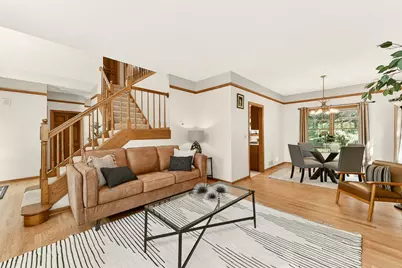 1915 Folwell Drive SW, Rochester, MN 55902 - Photo 5