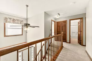 1915 Folwell Dr SW, Rochester, MN 55902 - Photo 15