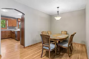 1866 Edgewater Ave, Arden Hills, MN 55112 - Photo 9