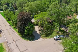 1866 Edgewater Ave, Arden Hills, MN 55112 - Photo 51