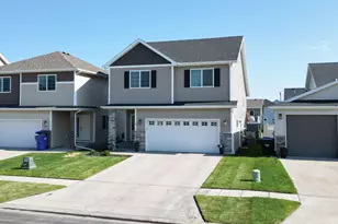 5817 57th Ave S, Fargo, ND 58104 - Photo 3