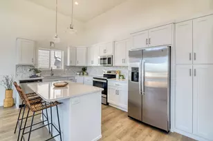 6827 30th St S, Fargo, ND 58104 - Photo 13