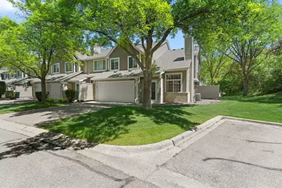 18231 Warbler Lane, Eden Prairie, MN 55346 - Photo 3