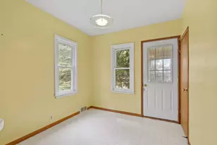 2445 16th Ave E, North Saint Paul, MN 55109 - Photo 7