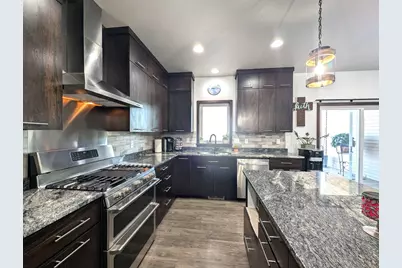 410 Freedom Terrace E, West Fargo, ND 58078 - Photo 25