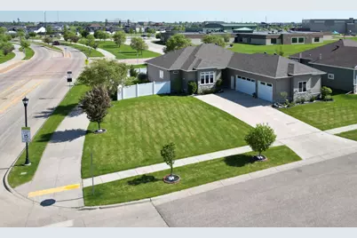 410 Freedom Terrace E, West Fargo, ND 58078 - Photo 1