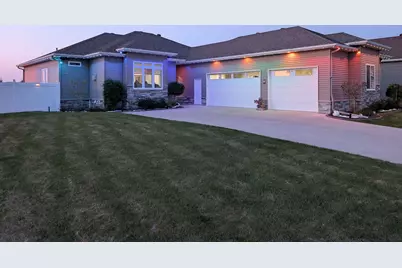 410 Freedom Terrace E, West Fargo, ND 58078 - Photo 3
