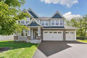 7276 Rogers Ct, Chanhassen, MN 55317 - Photo 1