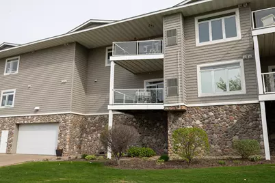1215 N Lakeshore Drive #210, Lake City, MN 55041 - Photo 5
