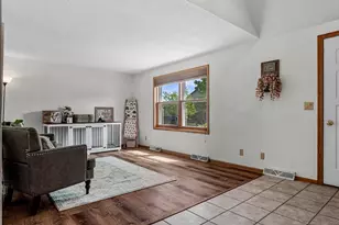 1214 Willow St, La Crescent, MN 55947 - Photo 3