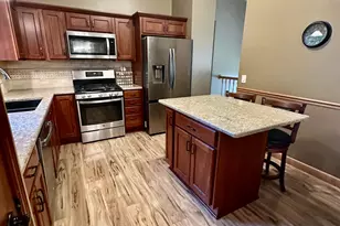 13628 Bryant Pl S, Burnsville, MN 55337 - Photo 11