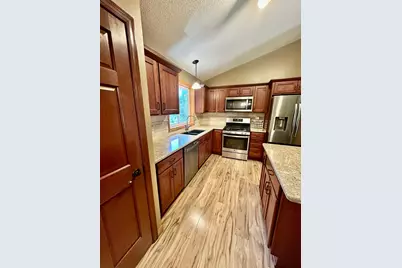 13628 Bryant Place S, Burnsville, MN 55337 - Photo 15