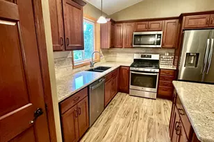 13628 Bryant Pl S, Burnsville, MN 55337 - Photo 15