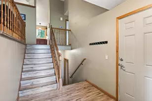 13628 Bryant Pl S, Burnsville, MN 55337 - Photo 5