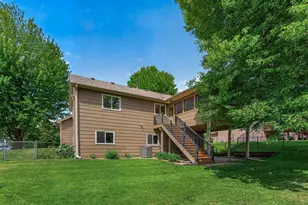 13628 Bryant Pl S, Burnsville, MN 55337 - Photo 43