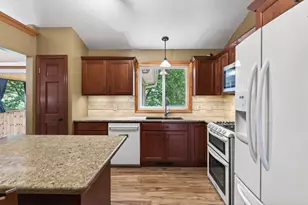 13628 Bryant Pl S, Burnsville, MN 55337 - Photo 21