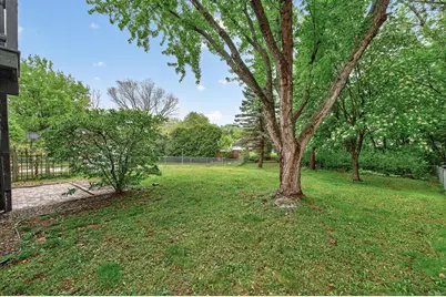 4841 Helena Road N, Oakdale, MN 55128 - Photo 25