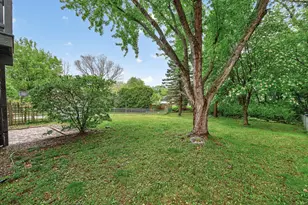 4841 Helena Rd N, Oakdale, MN 55128 - Photo 25