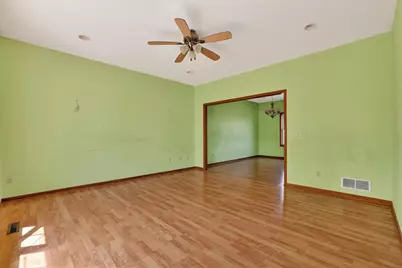 863 Southern Ridge Drive SW, Rochester, MN 55902 - Photo 5