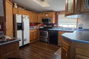 13 Spruce Dr, Duluth, MN 55810 - Photo 5