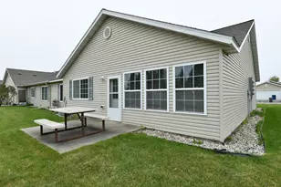 426 30th St N, Moorhead, MN 56560 - Photo 3