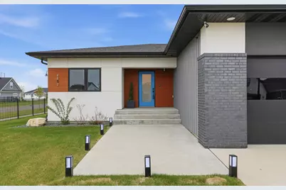 4802 Foxtail Lane S, Fargo, ND 58104 - Photo 3