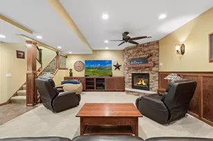 2413 SandStone Dr, Woodbury, MN 55129 - Photo 31