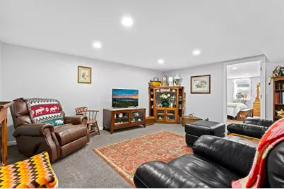 708 Lyndale Avenue, Spring Valley, MN 55975 - Photo 19