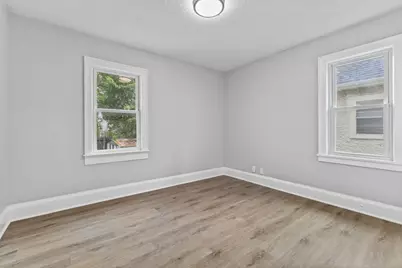 2915 Logan Avenue N, Minneapolis, MN 55411 - Photo 11