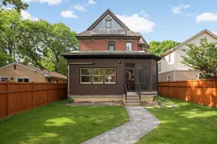 2116 Lincoln Ave, Saint Paul, MN 55105 - Photo 43