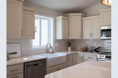 3612 Decorah Way S, Fargo, ND 58104 - Photo 29