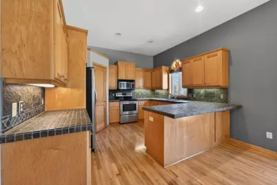 101 Carriage Hill Drive E, Hinckley, MN 55037 - Photo 9